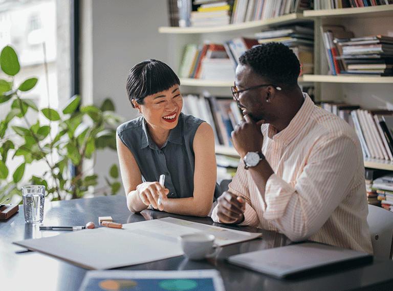 Manager discussing feedback with their team member